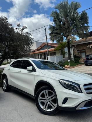 MERCEDES-BENZ GLA 200 1.6 CGI ADVANCE 16V TURBO FLEX 4P AUTOMÁTICO